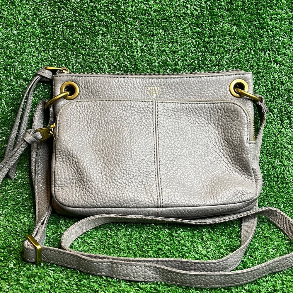 Fossil Light Gray Pebbled Leather Bag with adjustable strap
